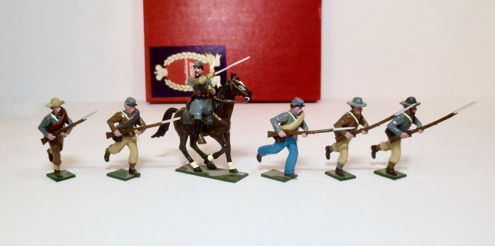 Tradition #902 Confederate Infantry (1 of 1)