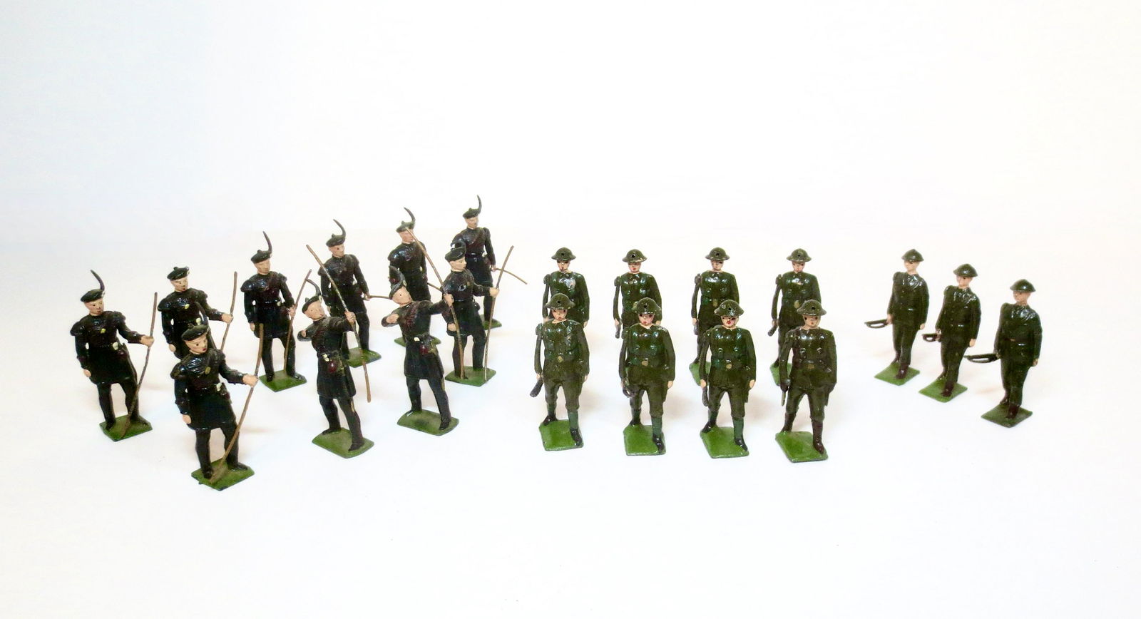 Britains Assorted Armies of The World Regiments (1 of 1)