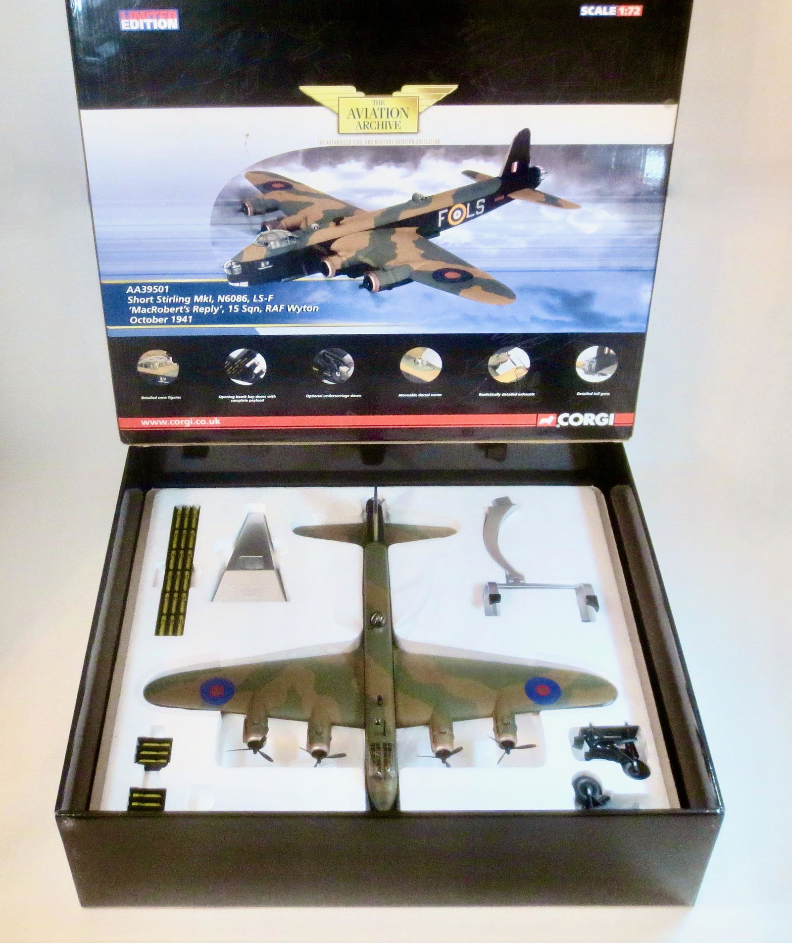 Corgi #AA39501 The Aviation Archive (1 of 1)