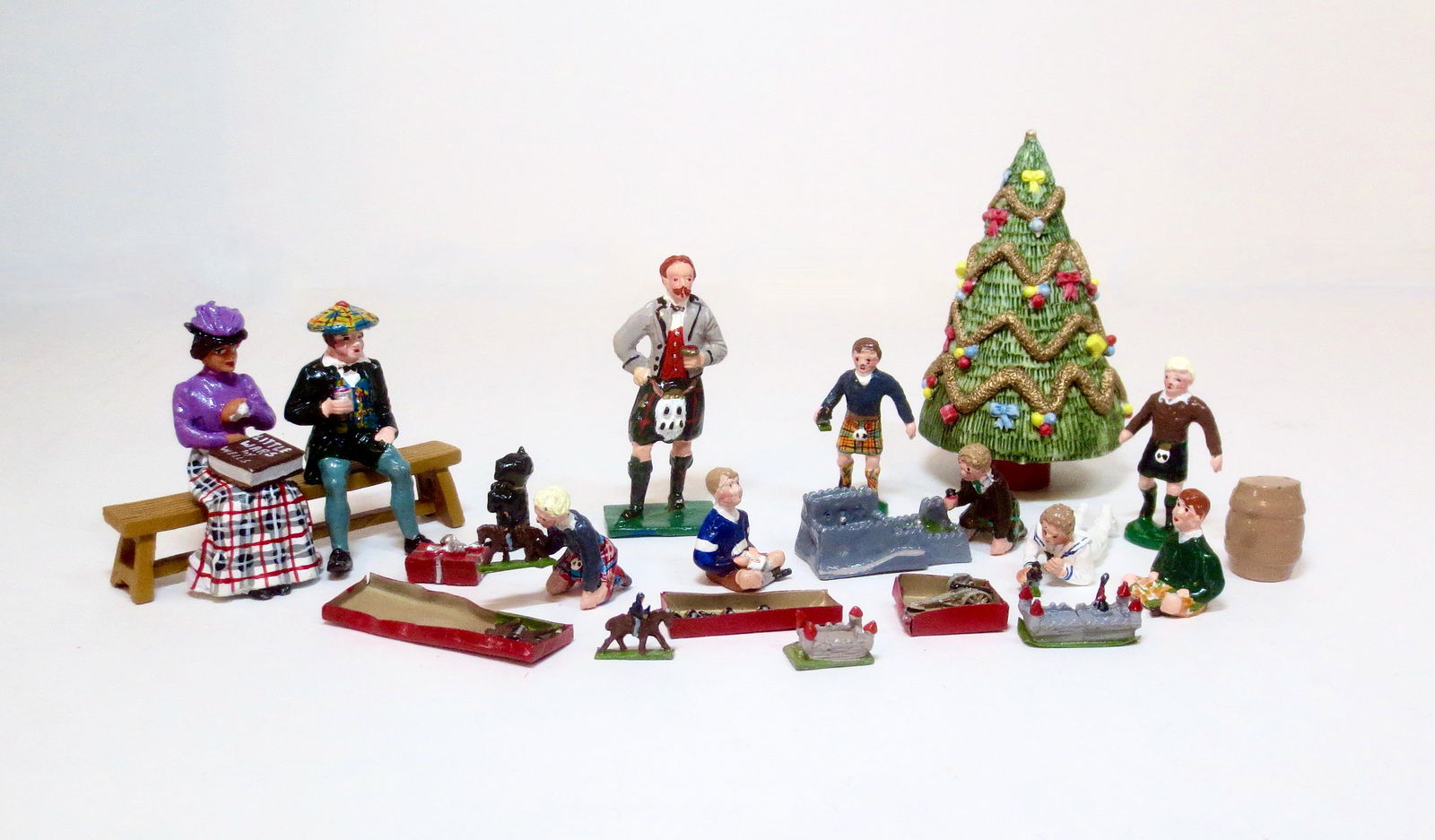 Dorset Christmas Figures (1 of 1)