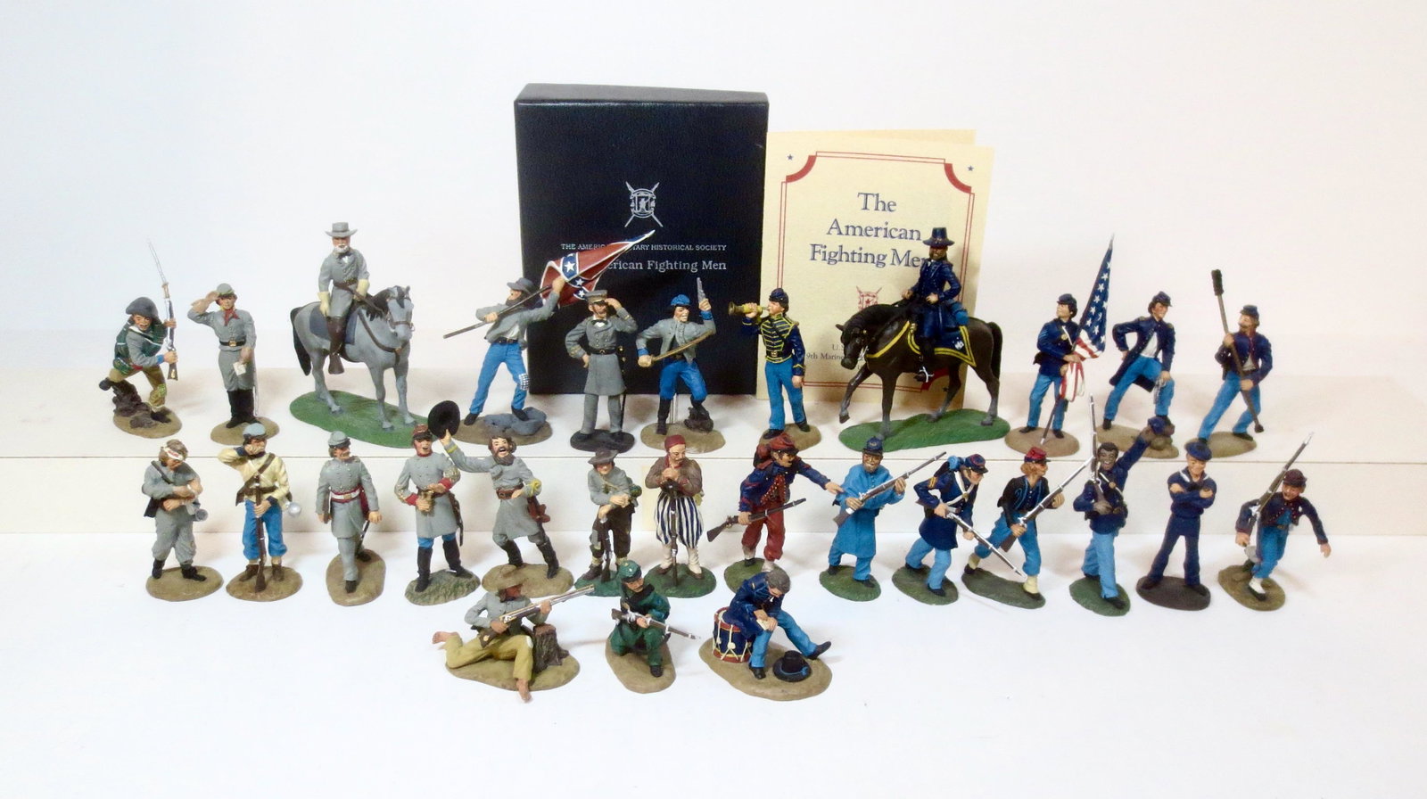 Franklin Mint "Great Battles Of The Civil War": The American Fighting Men of the Confederate and Union Armies. Comes with boxed pamphlets describing soldiers & regiments. Near mint condition. Unboxed. 28 Pieces. *Additional $10 Shipping Cost Due to