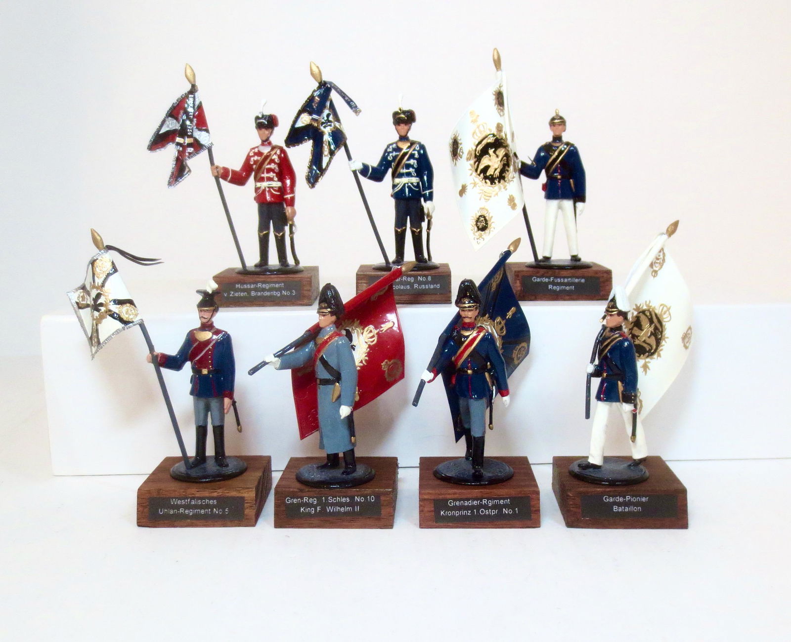 Pickelhub Assorted Regiments With Standards (1 of 1)