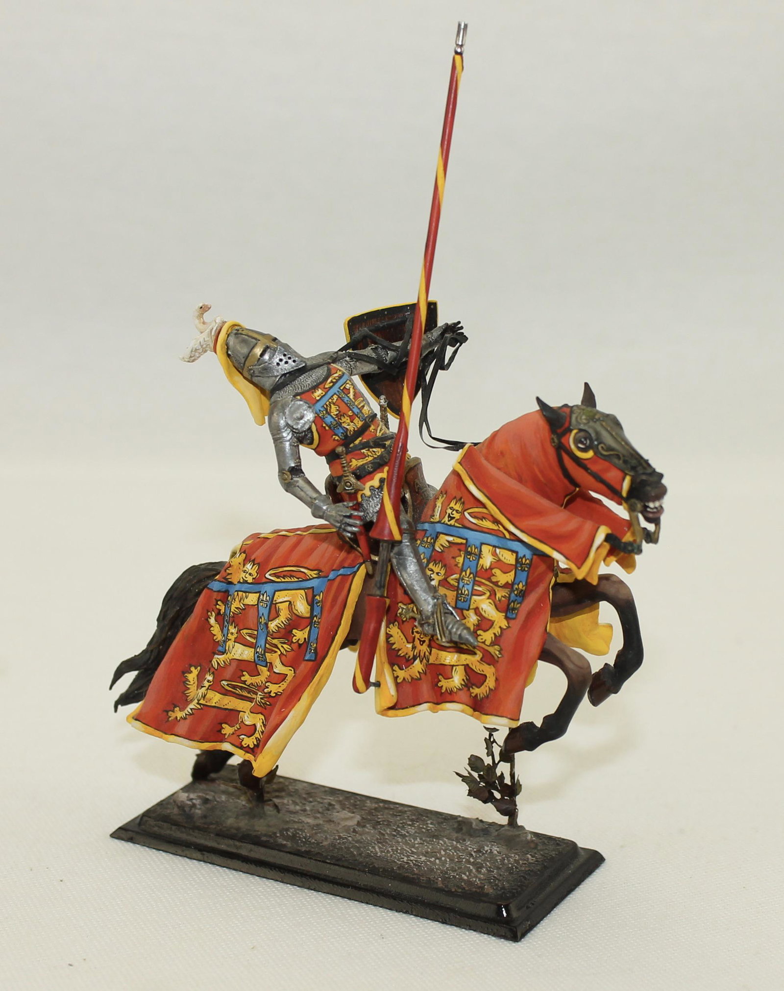 West Studio Thomas 2nd, Earl of Lancaster: Thomas 2nd, Earl of Lancaster, Mounted. Russian Made with #V006 on Bottom of Base. 2 Pieces. Condition Excellent. No Box.