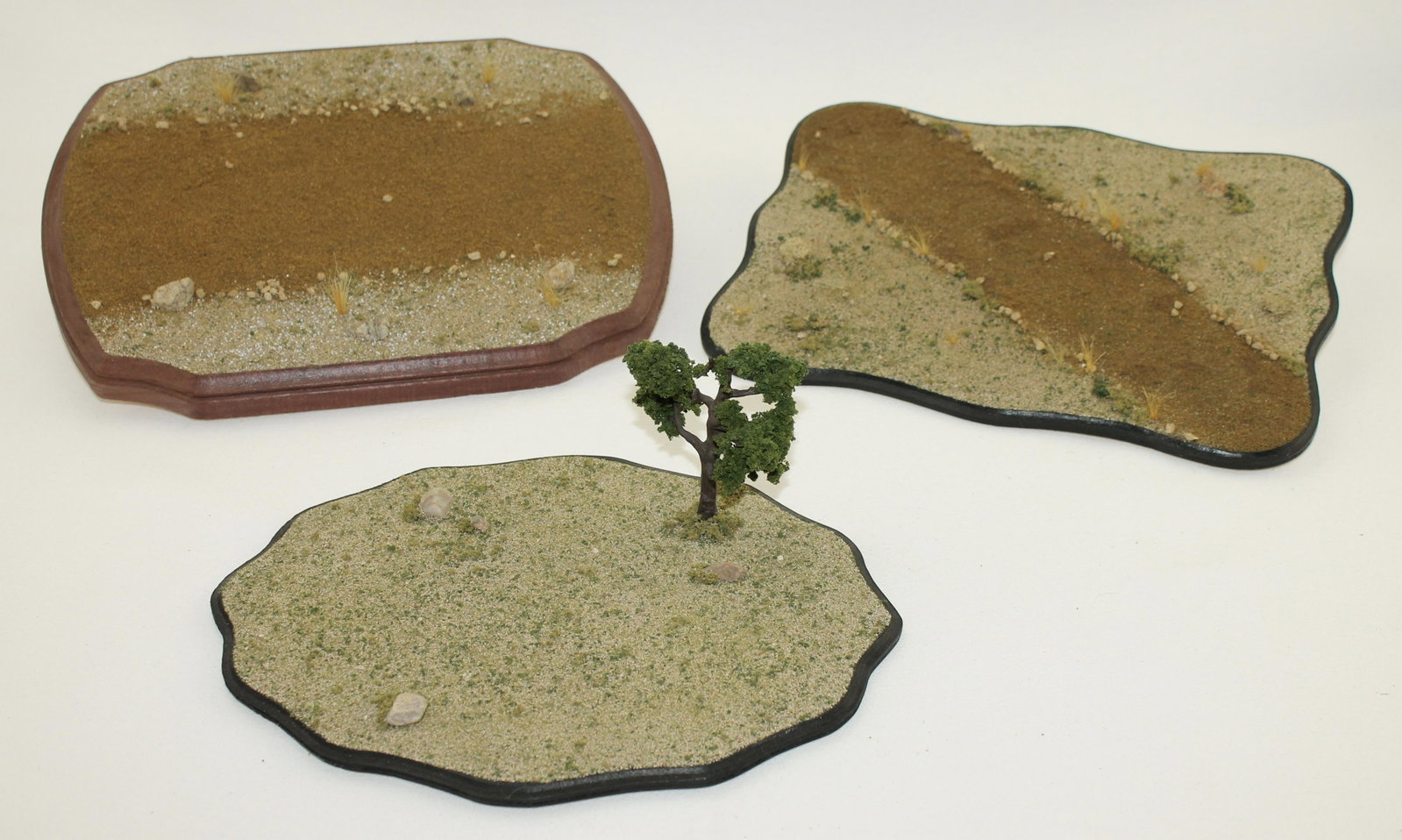 Lot of Diorama Display Boards: Diorama Display Boards. Made of Mixed Materials. Each one Measures Approximately 12" x 8." 3 Pieces. Condition Excellent. No Box.
