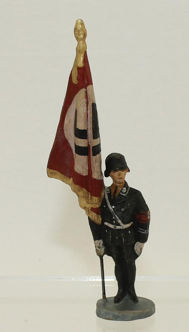 Elastolin SS Standing Flagbearer in Helmet (1 of 4)