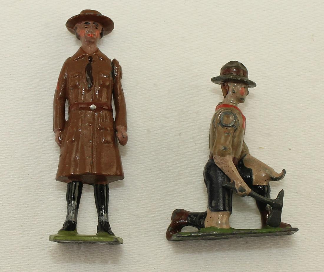 Britains Lot Boy Scout and Girl Scout (1 of 3)