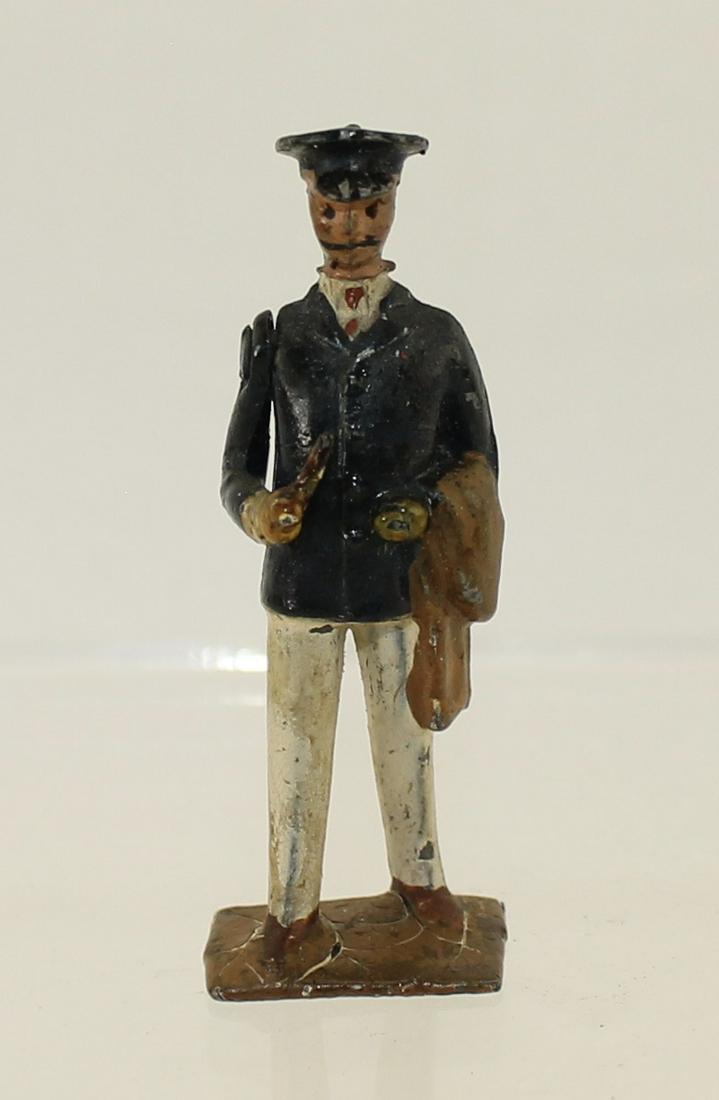 Britains Set 817 Yachtsman: Yachtsman. Pre-War. 1926-41. 1 Piece. Condition Very Good. Paint Crazing to Base. No Box.