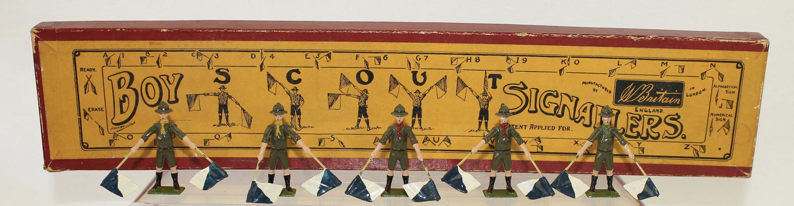 Britains Set 163 Boy Scout Signalers (1 of 4)