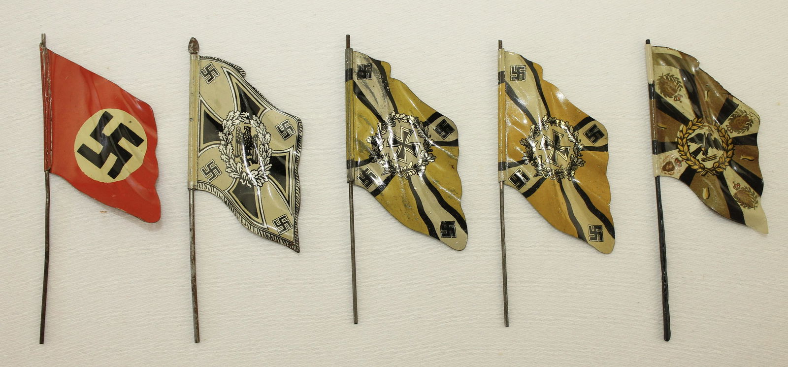 Lot of Tin Lithograph Flags (1 of 2)