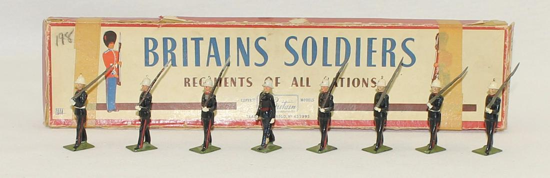 Britains Set 35 Royal Marines Marching (1 of 2)