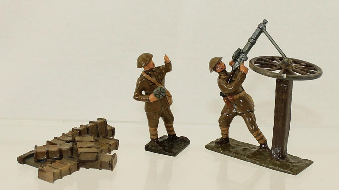 Tommy Atkins Lot Vickers Machine Gun Crew: World War I. Includes Ammo Box. 3 Pieces. Condition Excellent. No Box.