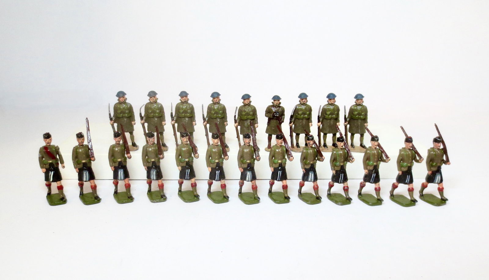 Solid Cast British Highland Infantry Recasts (1 of 1)