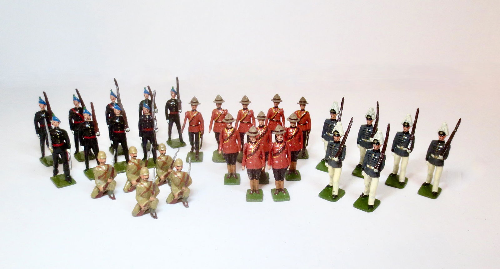 Britains Armies of The World Solid Recasts (1 of 1)