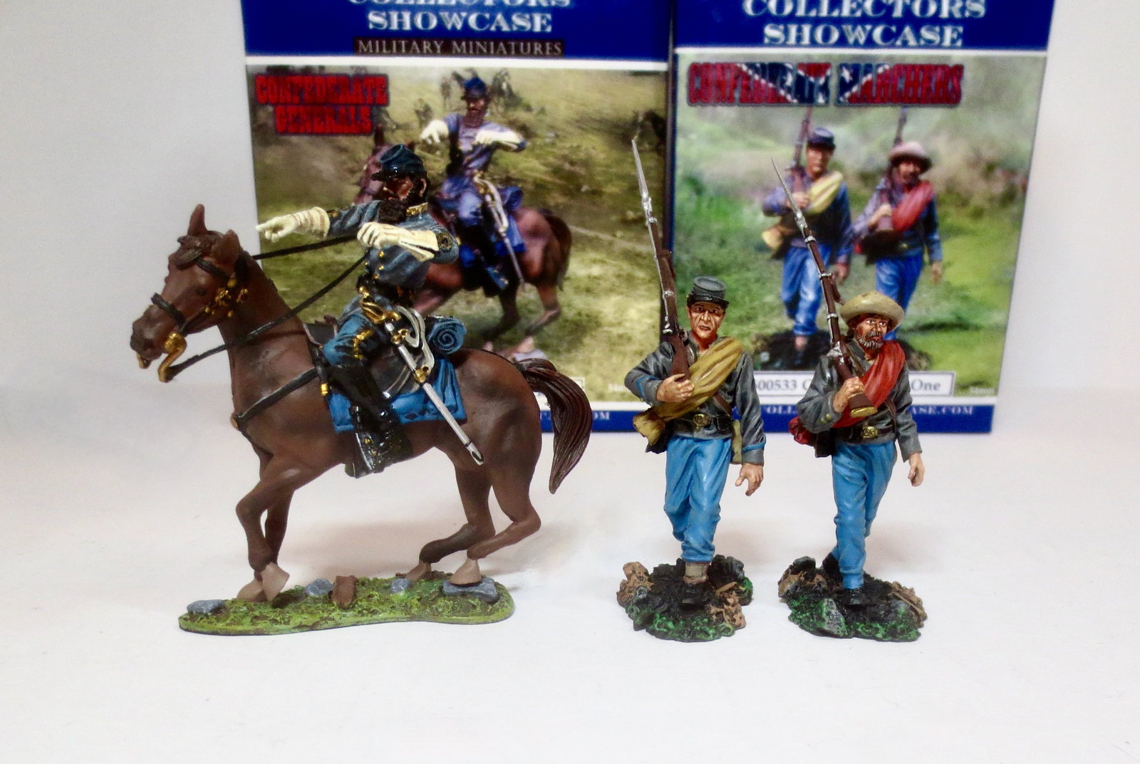Collectors Showcase Civil War Confederates: General Stonewall Jackson #CS00528, and CSA Marchers #CS00533. 3 pieces. Mint condition. Boxes excellent.