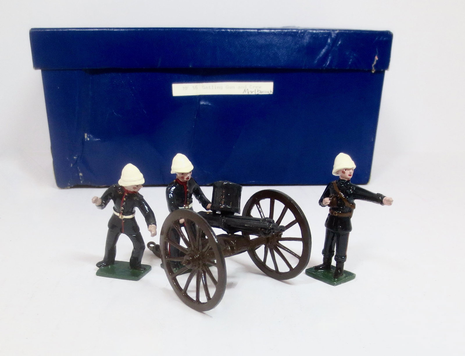 Marlborough #MF36 Gatling Gun & Crew: 4 pieces. Near mint condition. Box poor (dents, tears and surface wear, missing packing foam).