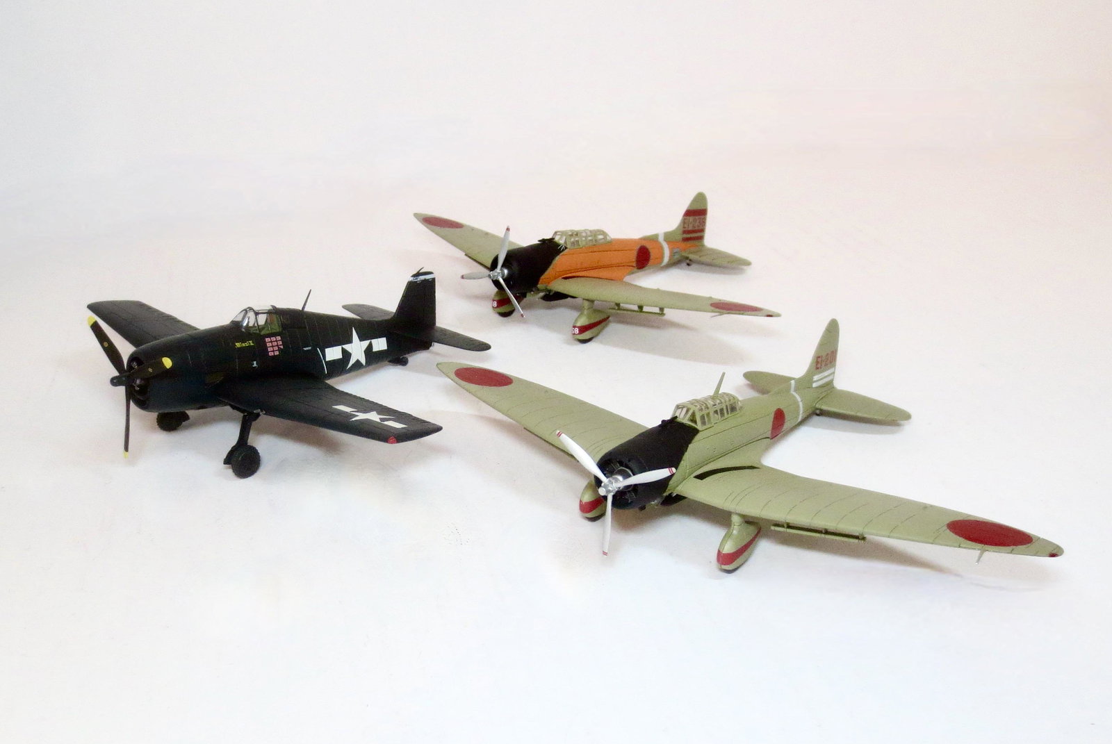 Corgi World War II Airplane Trio: Measuring 5" long. 3 pieces. Excellent condition. Unboxed.