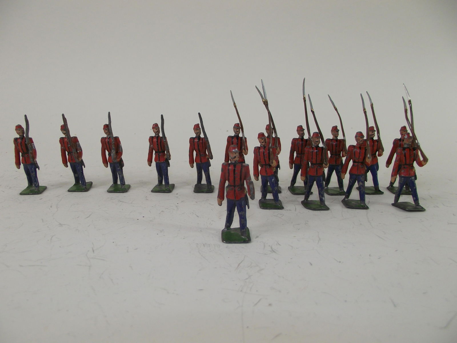 Heyde European Infantry at March (1 of 1)