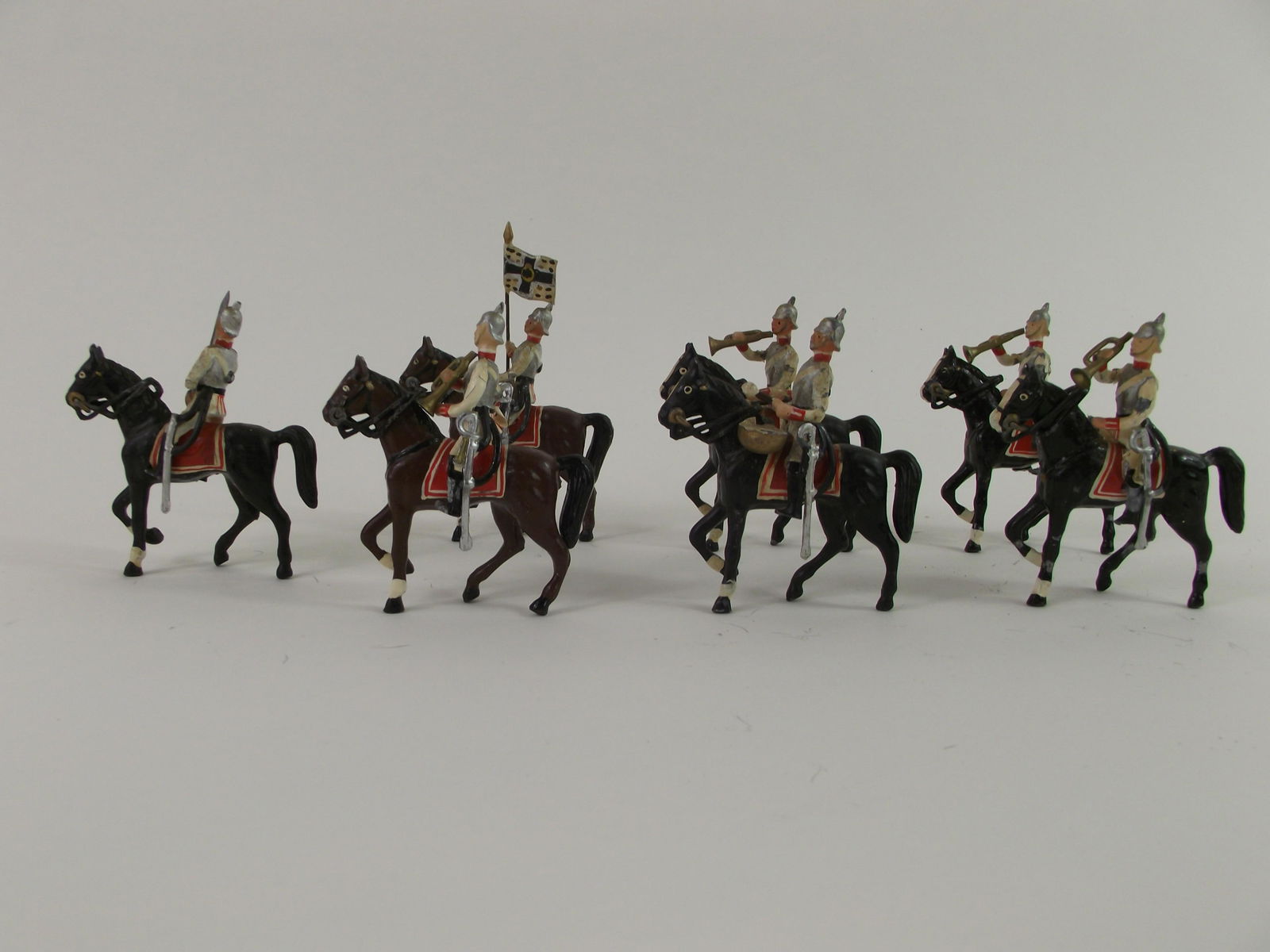 Brigader Lancer Drum & Bugle Corp: 7 pcs, figures are in good condition with some heavy paint chipping.