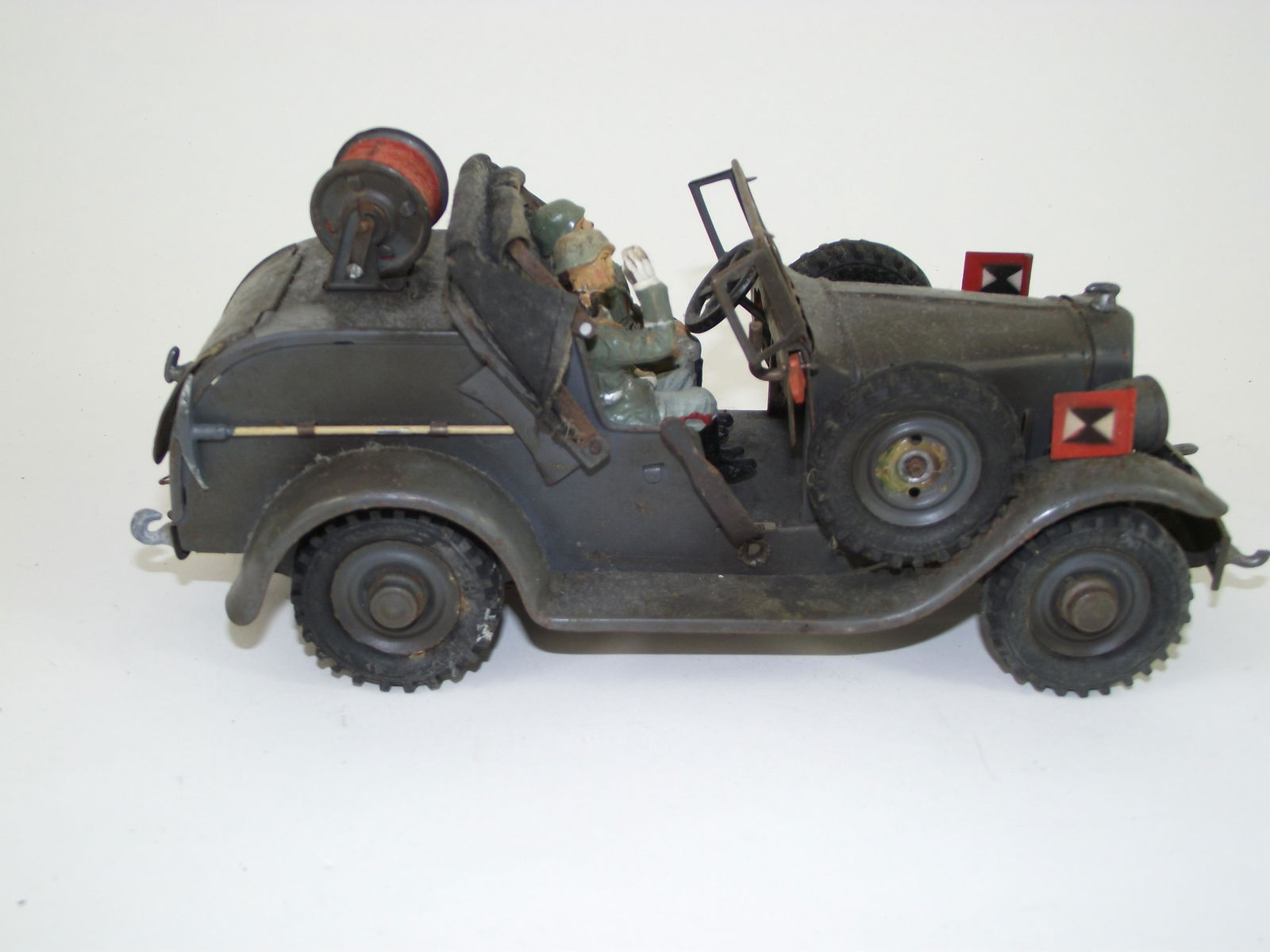 Hausser Elastolin German Staff Car (1 of 1)