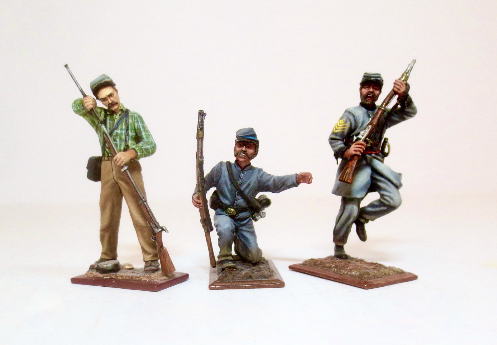 St. Petersburg American Civil War Confederates: Studio painted. 3 pieces. Mint to near mint condition. Unboxed.