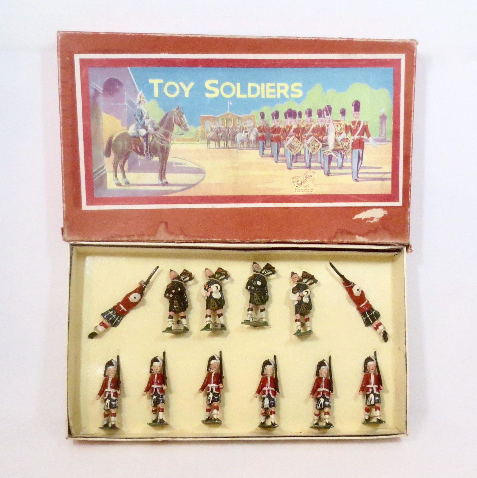 Johillco #156 The Black Watch: Post war issue. 12 pieces. Mint to near mint condition, tied to card in box. Box fair, with stains and splits on top.