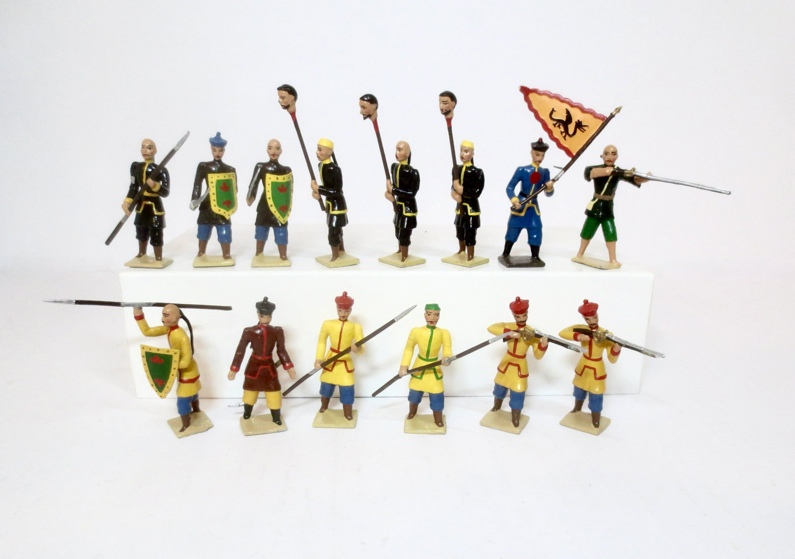Mignot Boxer Rebellion Warriors: 14 pieces. Mint to near mint condition. Unboxed.