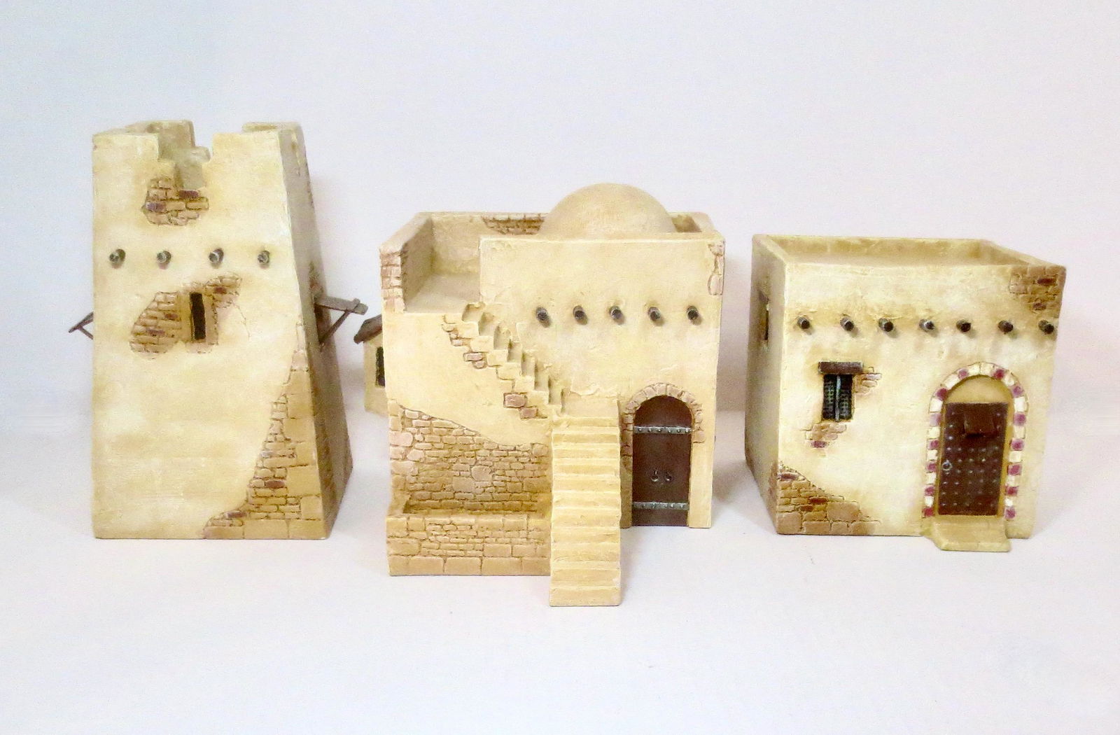 King & Country "Desert Village" Buildings (1 of 1)