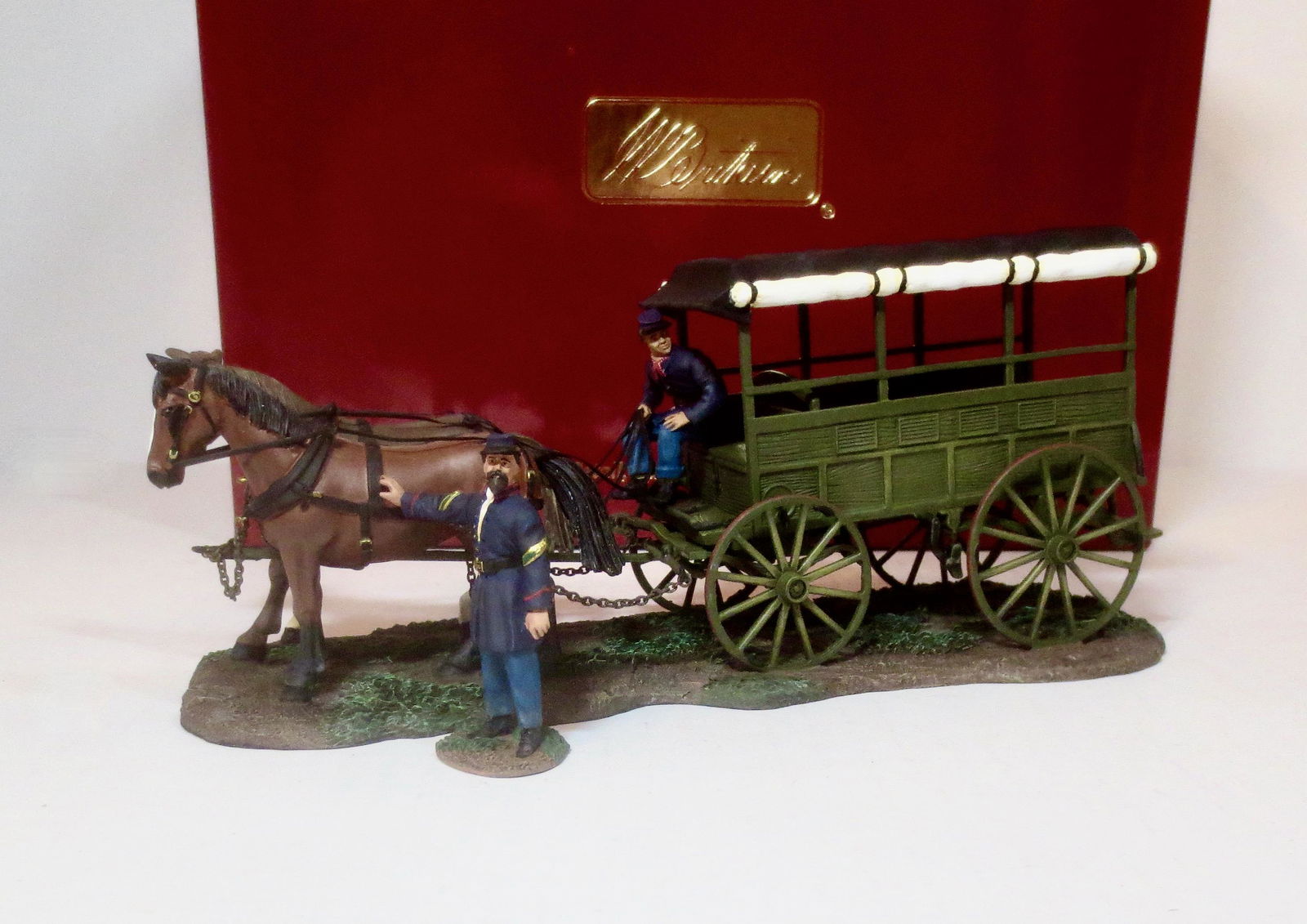 Britains #31052 Union Ambulance Wagon (1 of 1)