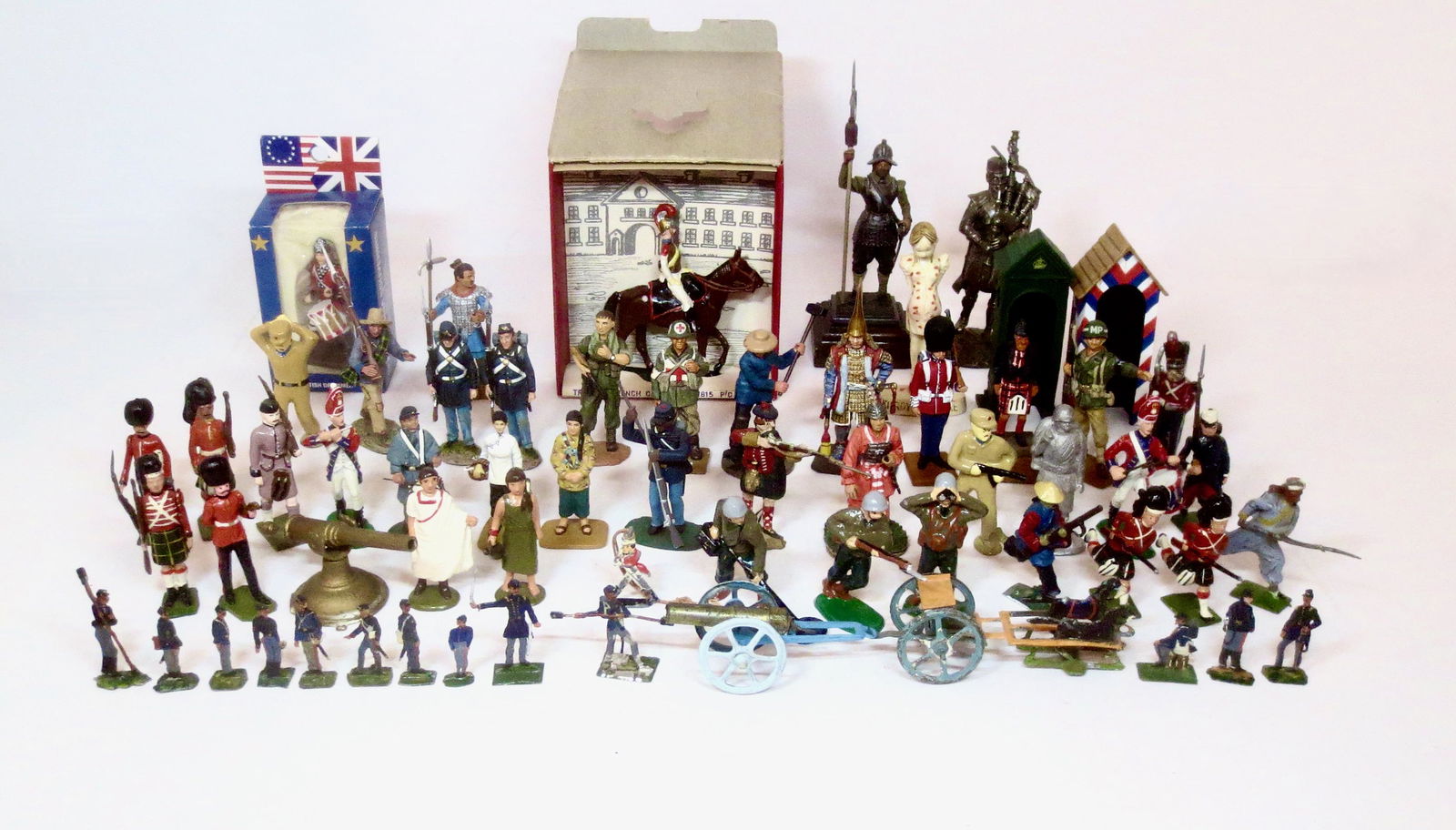 Large Lot of Toy Soldiers & Figures (1 of 1)