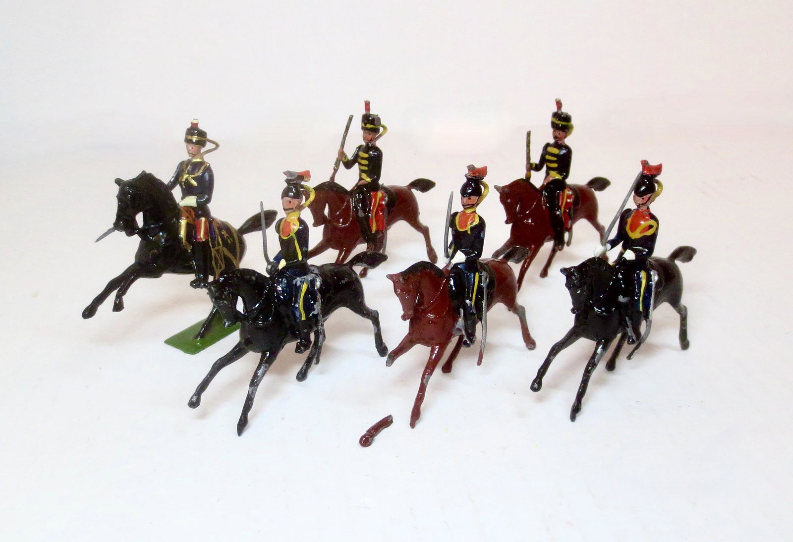 Britains Pre war Hussars and Cavalry Figures (1 of 1)