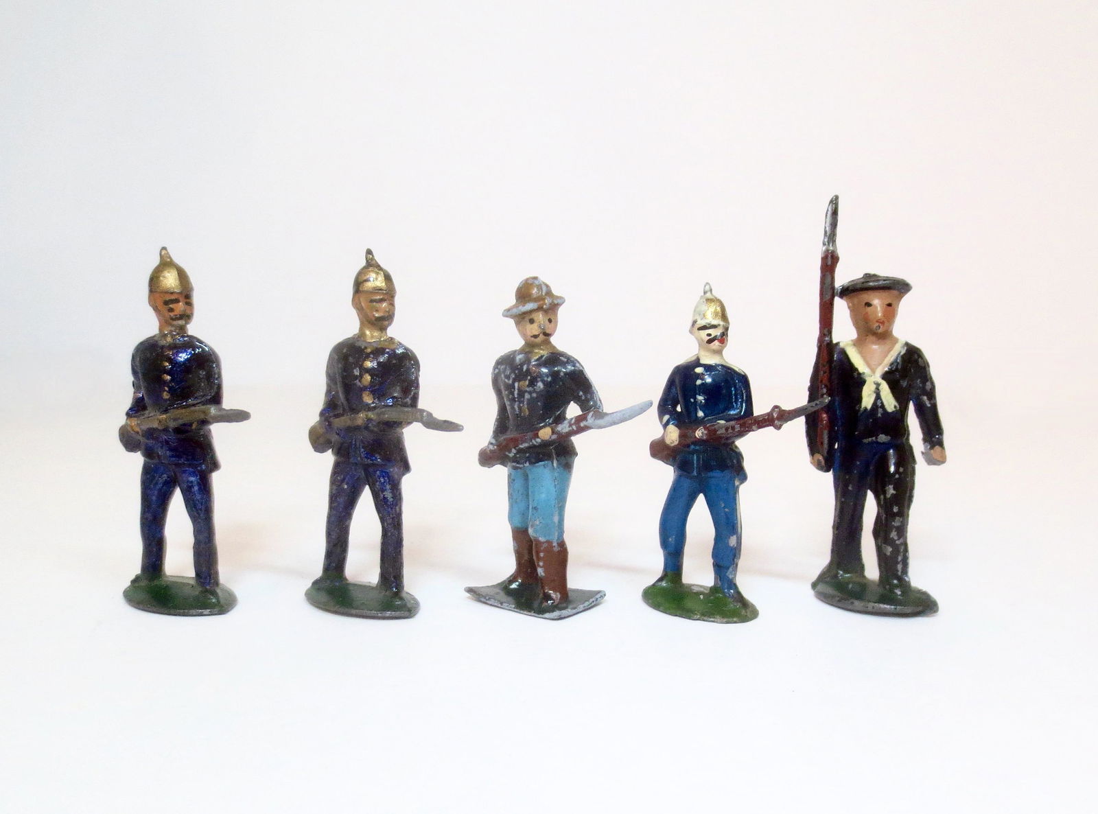 Early American Makers Assorted Soldiers (1 of 1)