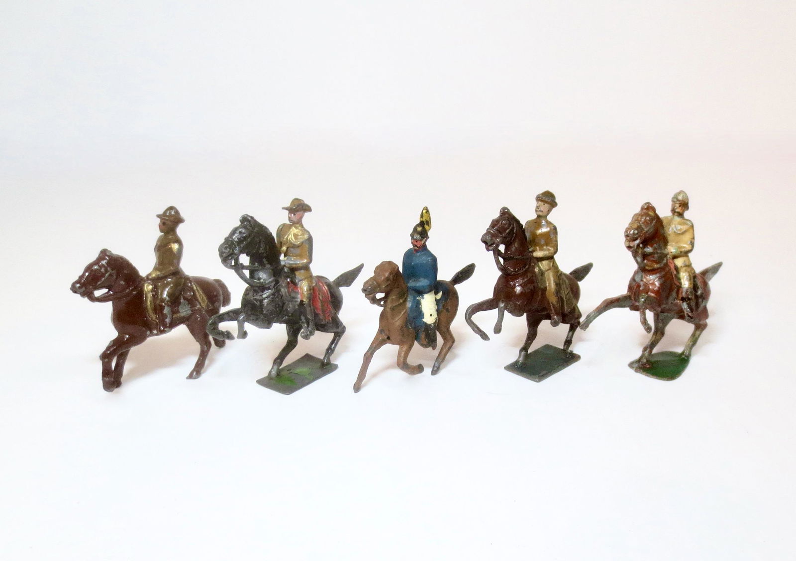 Early American Hollowcast Mounted Officers (1 of 1)