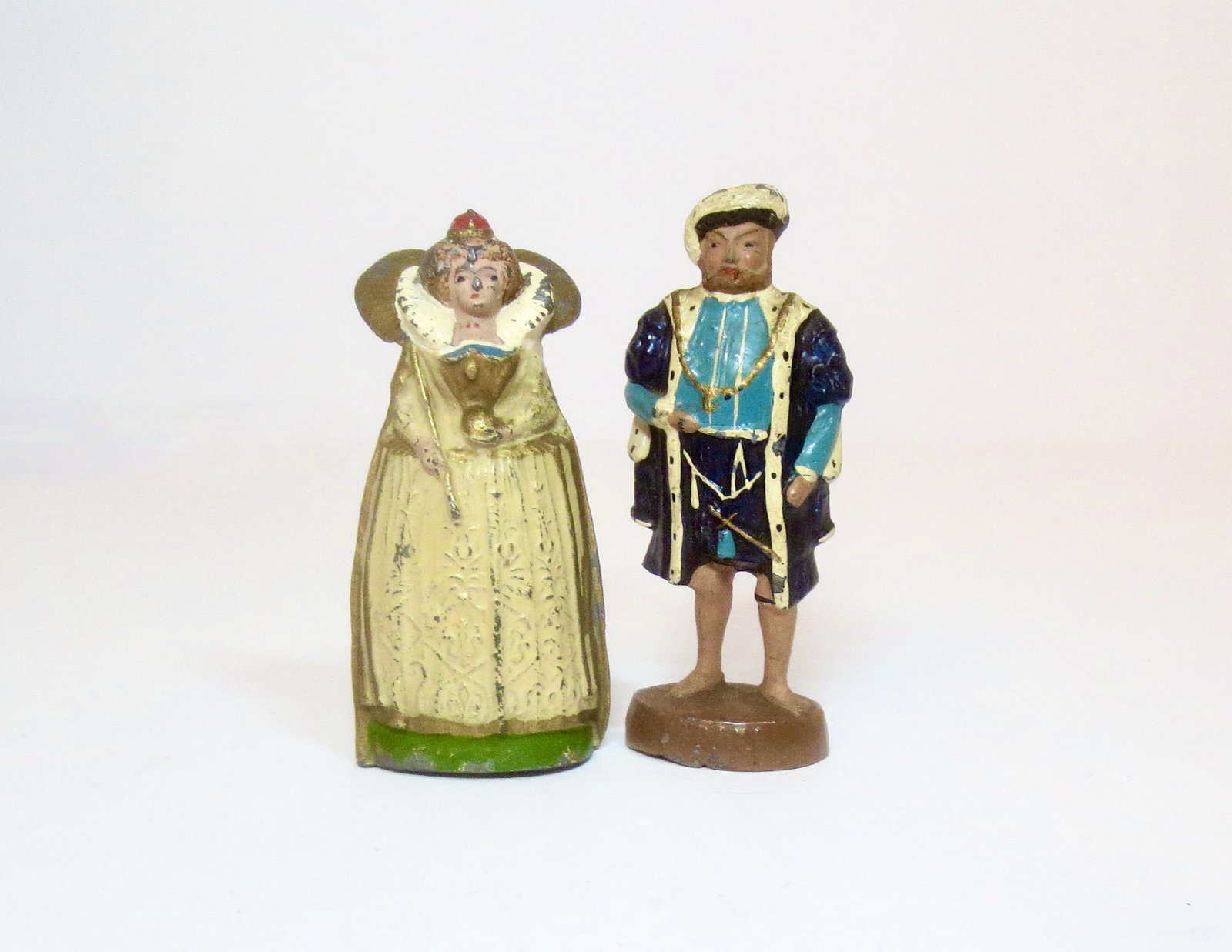 Britains King Henry VIII and Queen Elizabeth I: Pre war issue, created for the Madame Tussauds wax museum. Two figures. Very good condition. Unboxed.