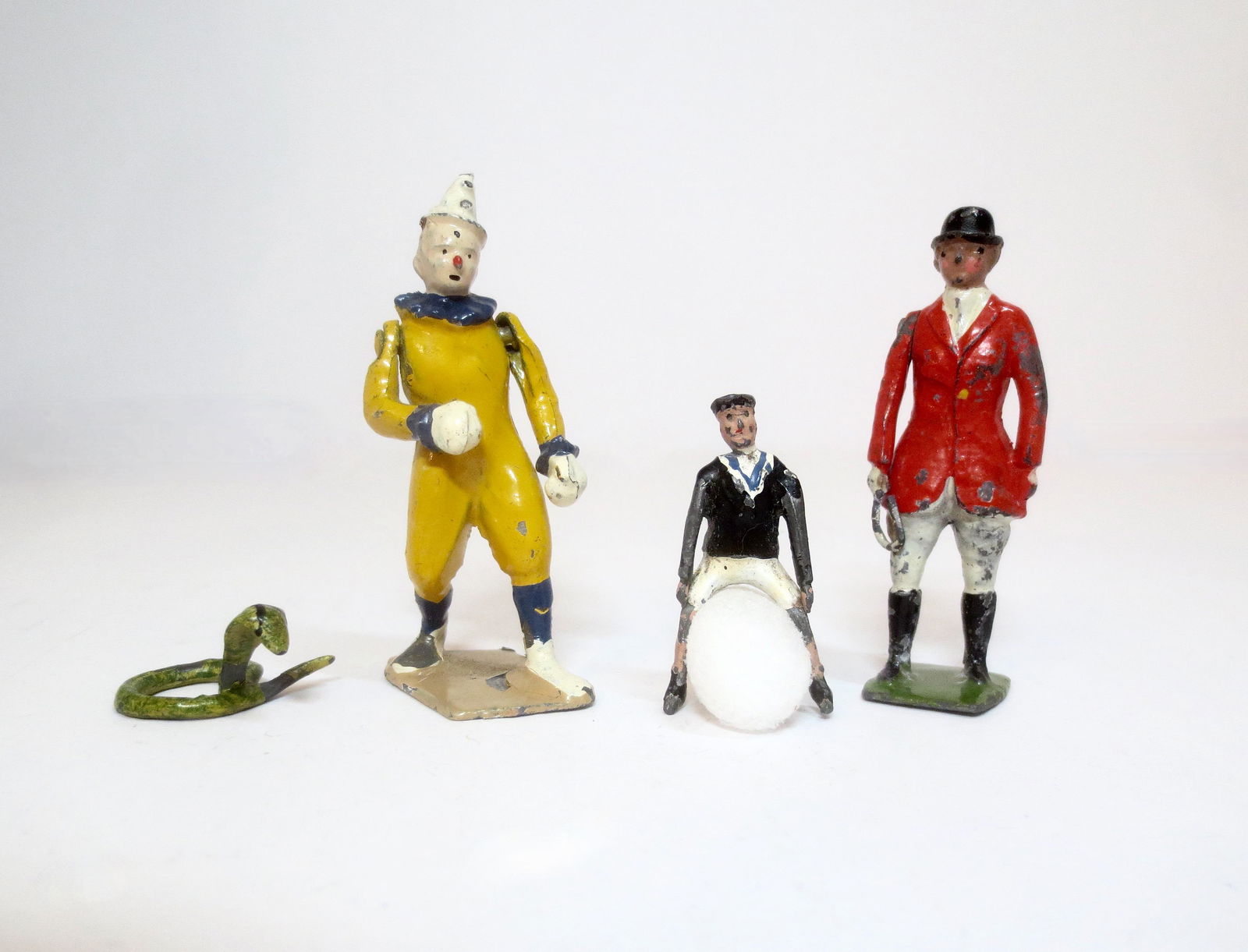 Britains Civilian Figures (1 of 1)