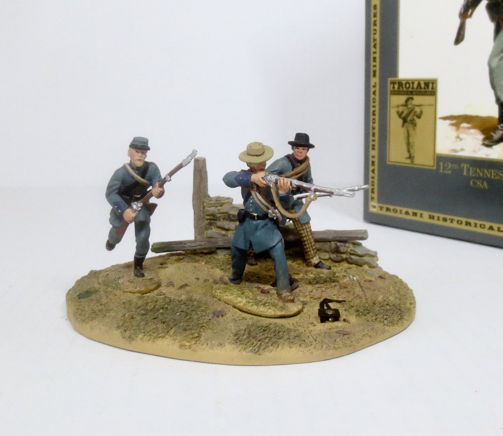 Troiani "12th Tennessee CSA": Three soldiers on terrain base. Mint condition. Box excellent.