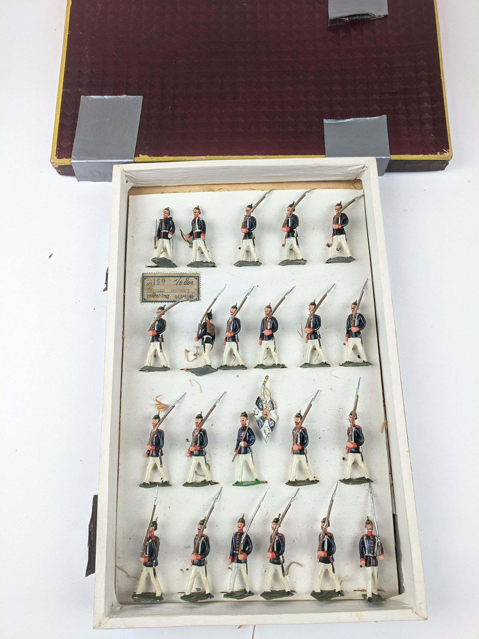 Heyde Size 2 #169 German Infantry (1 of 1)