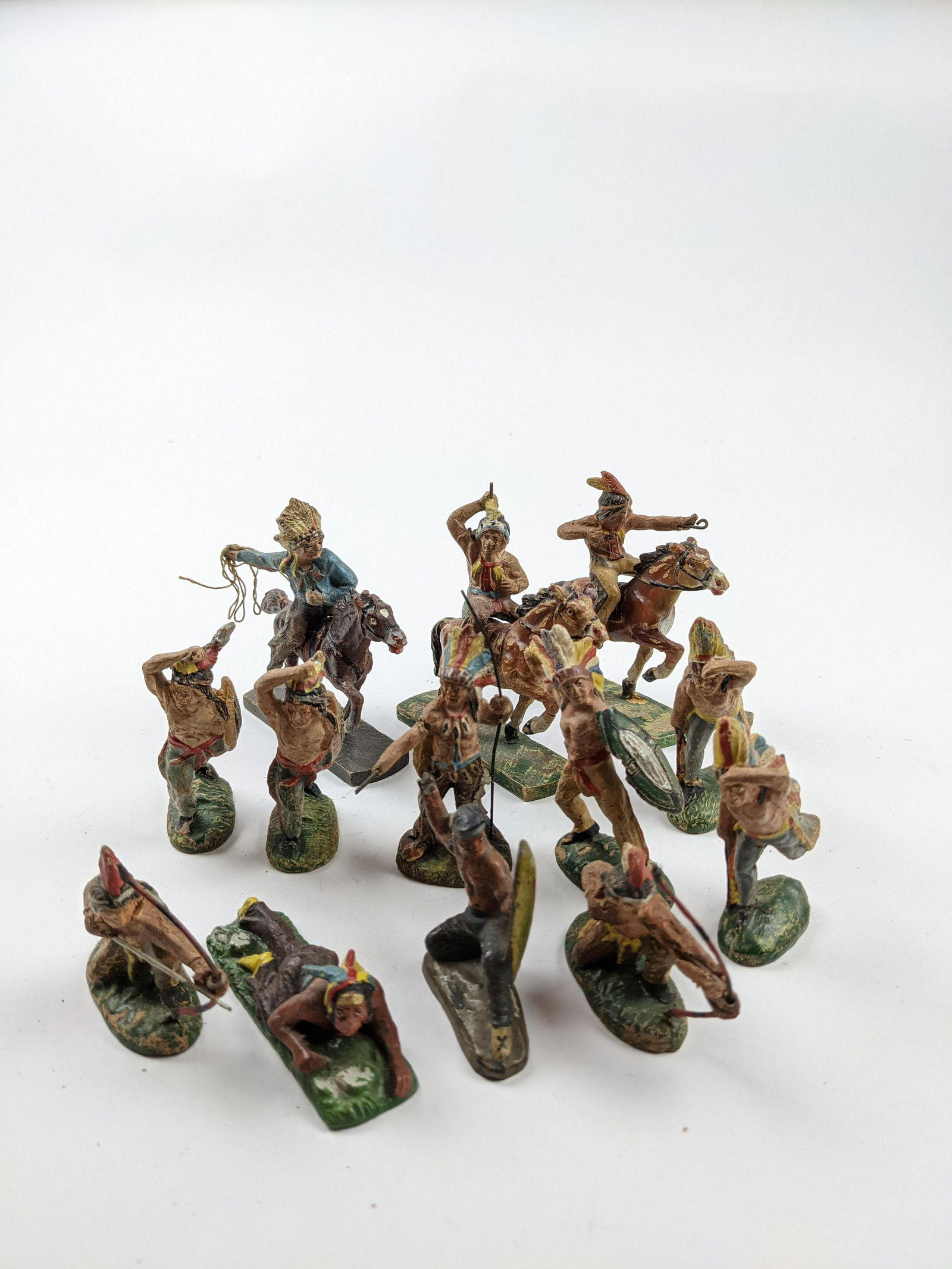 Elastolin Indians Early Group (1 of 1)