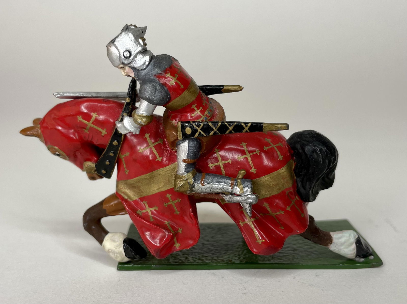 Courtenay H12 Warwick: Signed on base "Made in England by R. Courtenay" with moveable visor. 1 piece. Condition Excellent.