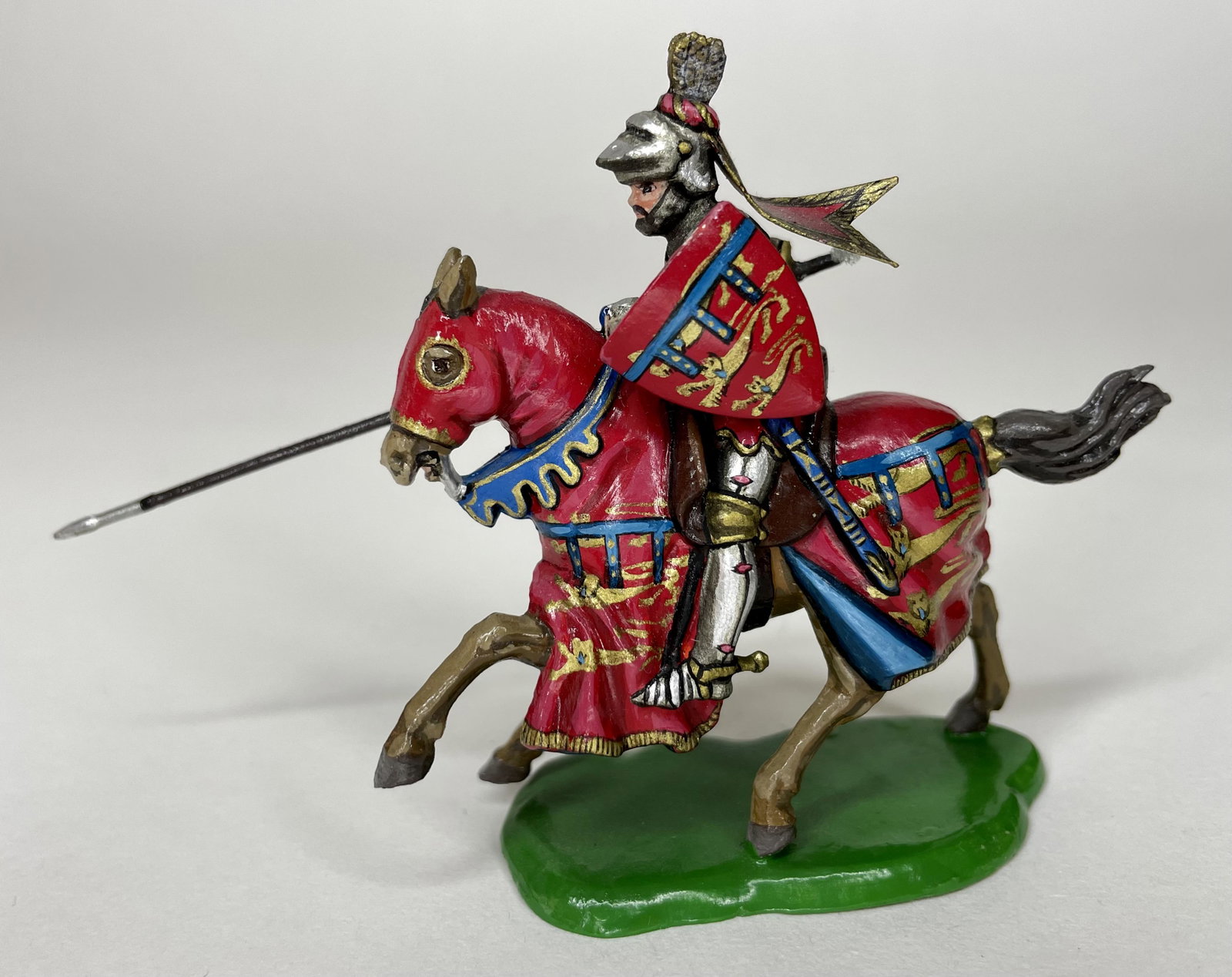 Selwyn Archer Britains Henry Plantaganet: Earl of Derby Duke of Lancaster. Designed by Selwyn, manufactured by Britains and painted by acclaimed painter Laurence Archer. Circa 1967. 1 piece. Condition Excellent.