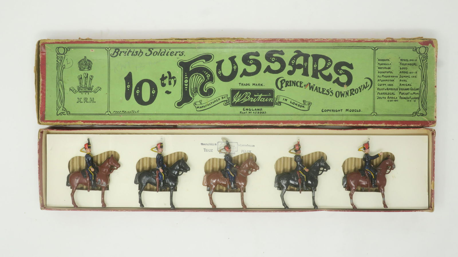 Britains Set #315 10th Hussars with Officer (1 of 1)