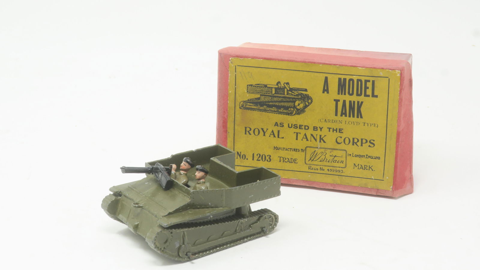 Britains Set #1203 Carden Lloyd tank with Driver (1 of 1)