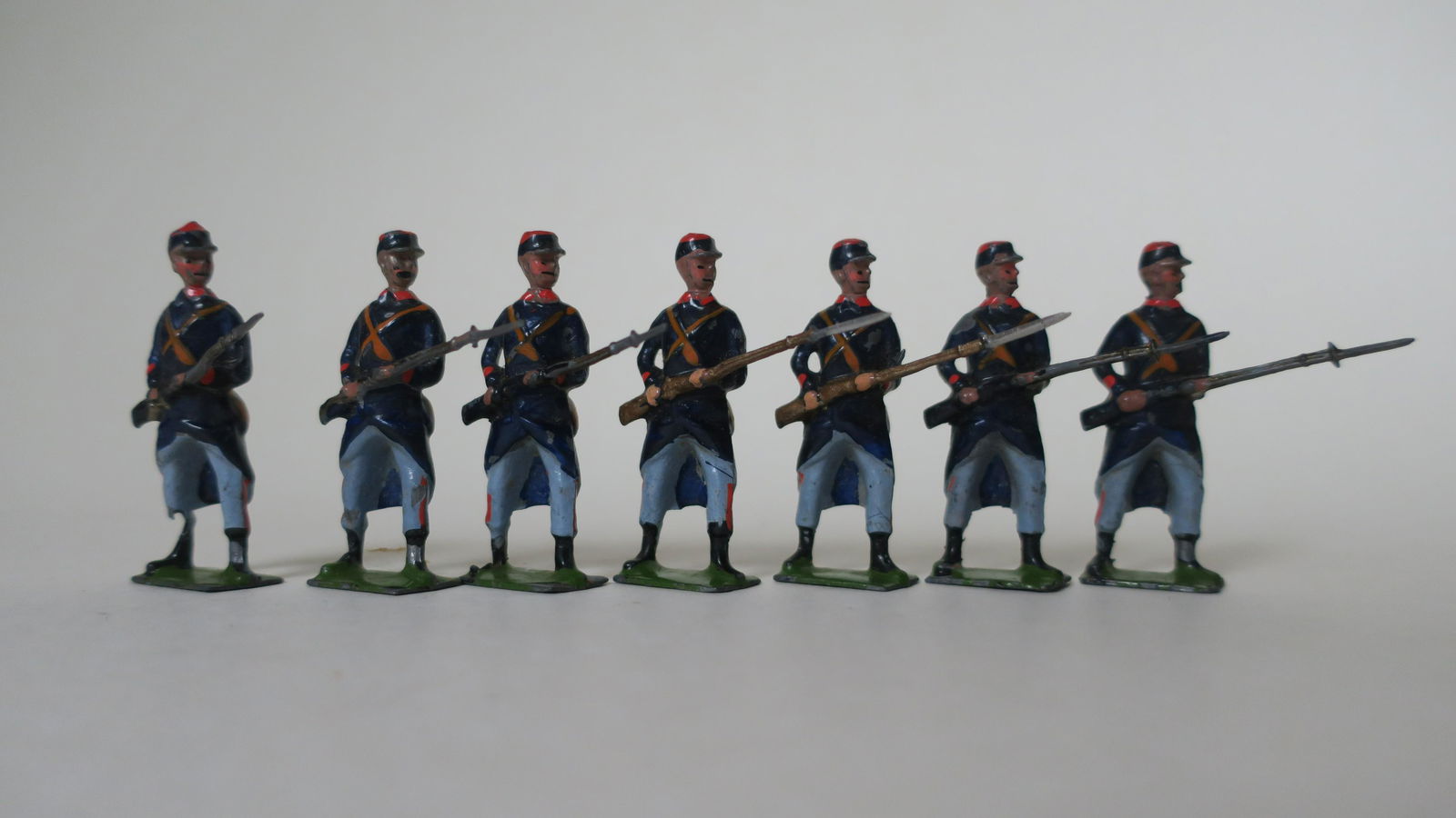 Britains from Set #189 Belgian Infantry (1 of 1)