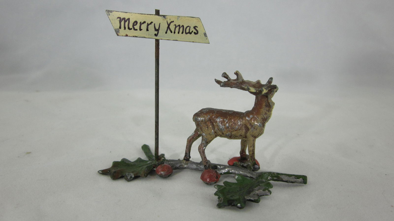 Heyde Christmas Souvenir Deer Vignette (1 of 1)