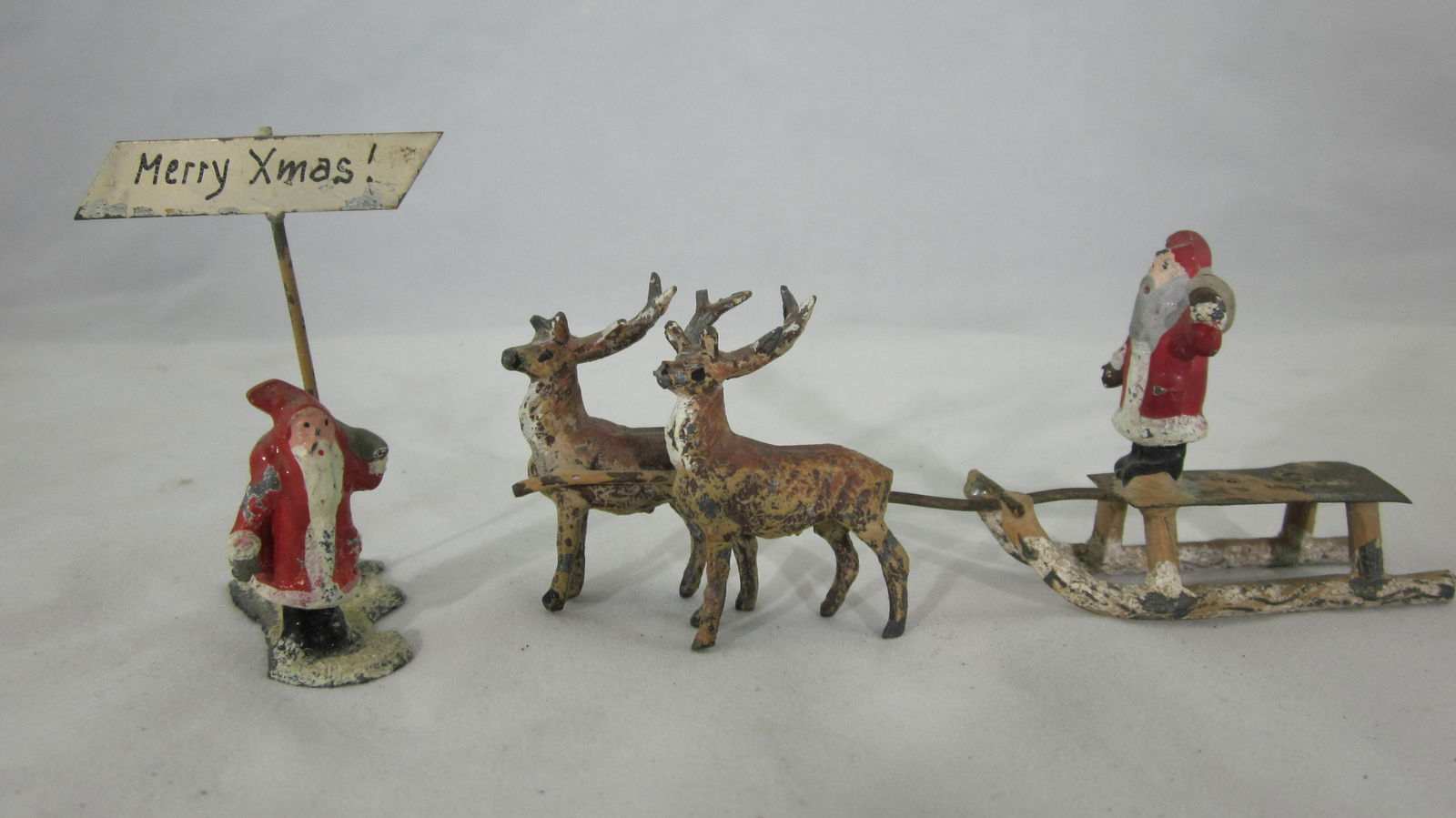 Heyde Christmas Pair of Santa Vignettes (1 of 1)