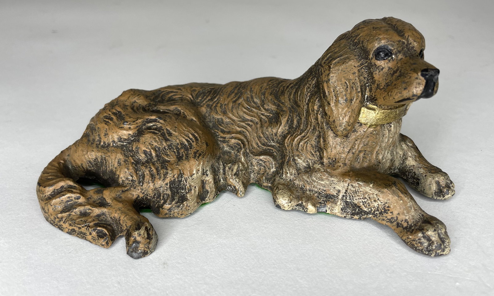 Large Heyde Lying Cocker Spaniel Dog (1 of 1)