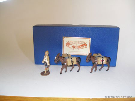 King and Country RARE GLOSSY Cameron Highlanders: Foreign Service Dress Mules with Handler in Original Box.
