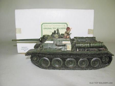 King and Country The Russians, : Su 85 Self Propelled Gun and Commander, RA05 (M), 2 pcs., MIB.