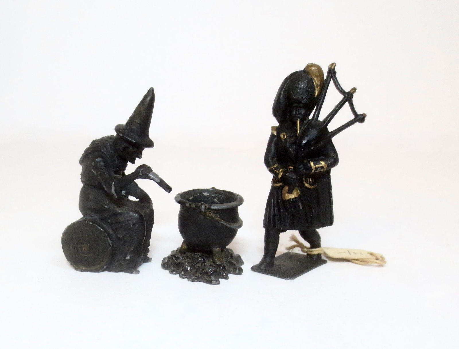 Johillco "Dore" Finish Witch and Highlander (1 of 1)