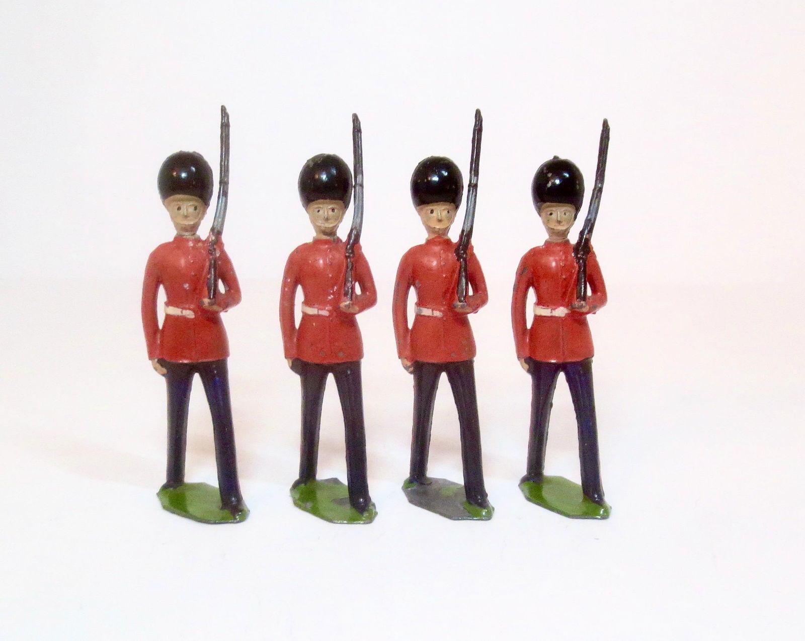 Britains Large Scale Scots Guards (1 of 1)