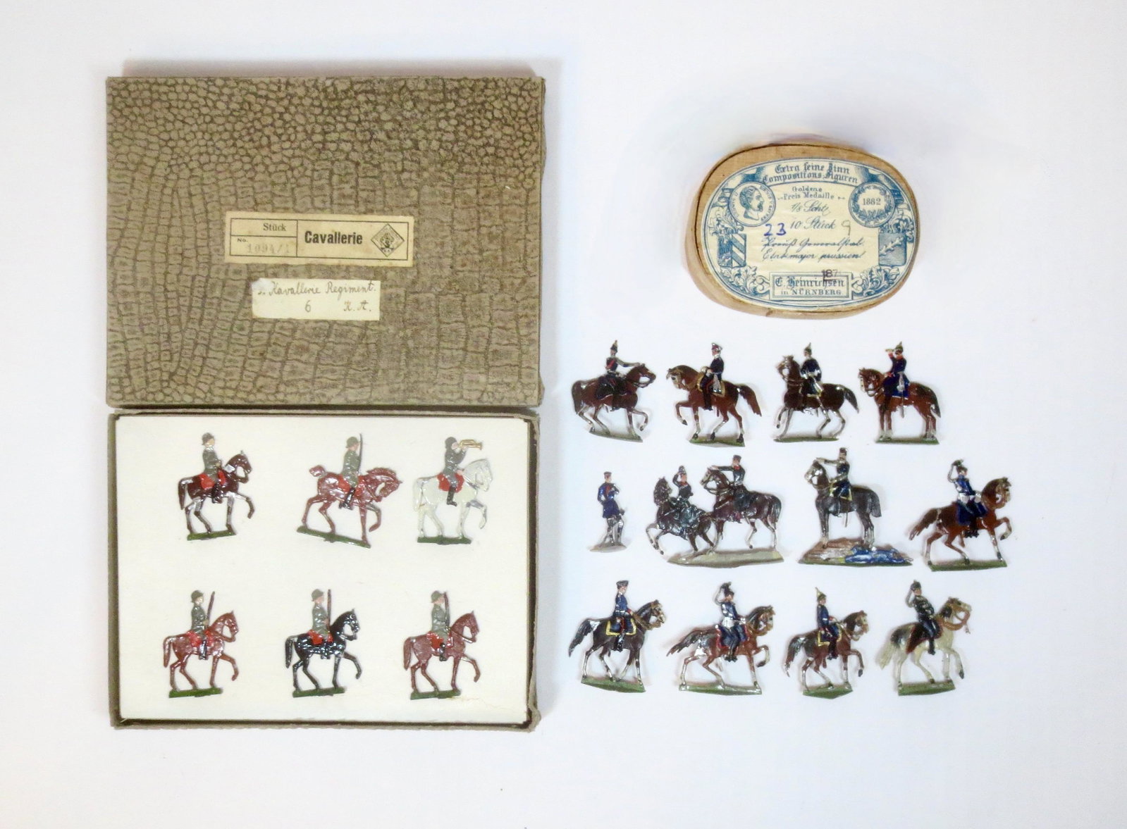 German Tin Flats: Spenkuch German Cavallerie, and Heinrichsen Prussian General Staff. 18 pieces. 25mm to 30mm. Excellent to very good condition. Boxes very good.